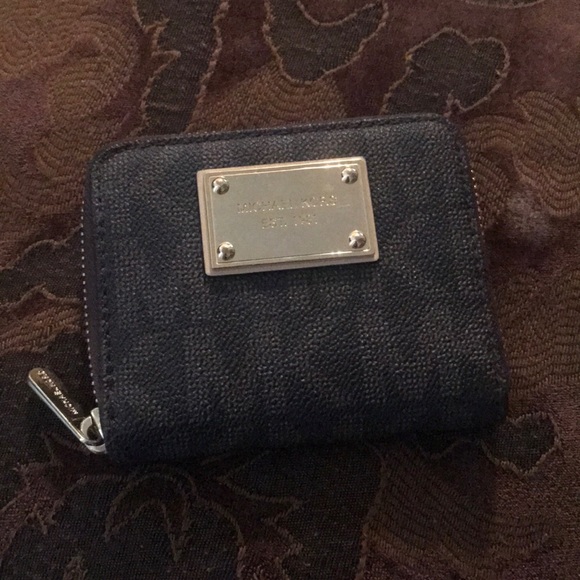 Micheal kors wallet - Picture 1 of 4